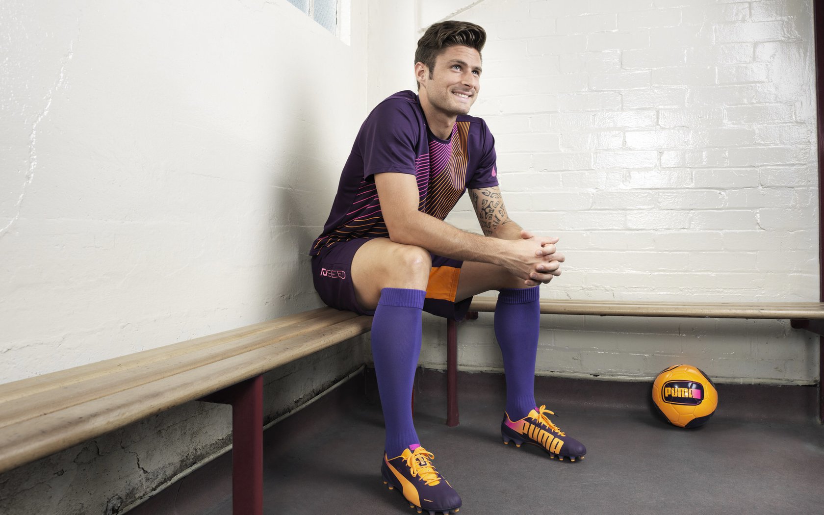 开云权威入口-王牌队年轻球员崭露头角，王牌球员是什么品牌